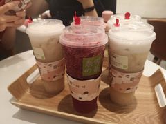 -奈雪的茶(湖滨银泰in77C区PRO店)