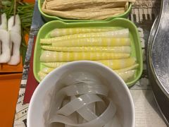 -小郡肝串串香火锅(金桥店)