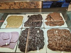 -VENCHI 闻绮(上海佛罗伦萨小镇店)