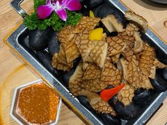 -哈啾嗨·新概念蒙餐(红星新城店)