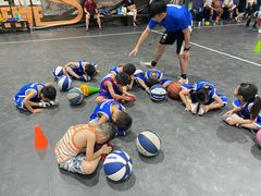 -东方启明星篮球培训(击掌校区)