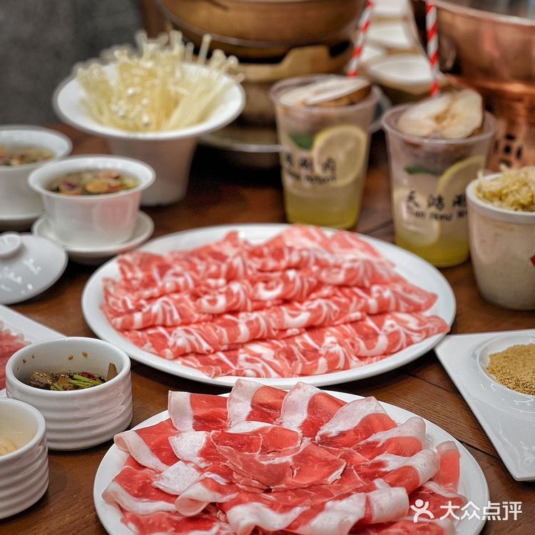 天鸿涮肉/老北京铜锅涮肉吃起来太治愈啦！