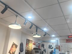 -柳州肥姨妈大骨螺蛳粉(东靖路店)