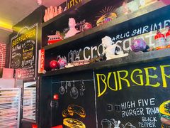 -HIGH FIVE哈福手工汉堡(桂林路店)