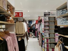 -优衣库(上海金桥国际商业广场店)