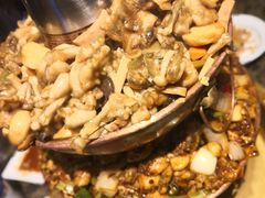 -沪小二炭火蛙锅(淮海中路美食不夜城店)