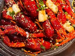 -肥肥虾庄·金牌油焖大虾(沙湖店)
