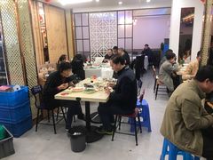 -渔中舟海鲜大排档(普陀沈家门店)