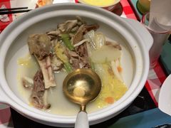 -西贝莜面村(上海百联西郊店)