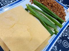 勾魂小媳妇-八两八金·莱芜特色炒鸡(市南漳浦路店)