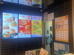 -麦当劳(中山公园龙之梦店)