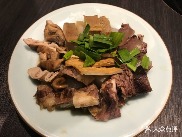 洪员外牛腩火锅(晶品店)招牌牛杂图片