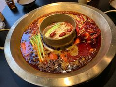 -王婆乔鲜鱼自助火锅(蜀汉路店)