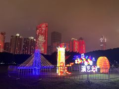 -万绿园
