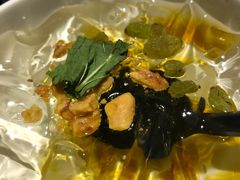 -龙巢盱眙龙虾·牛蛙·烧烤宵夜(八卦岭店)