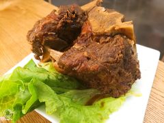 -衡哥肉铺