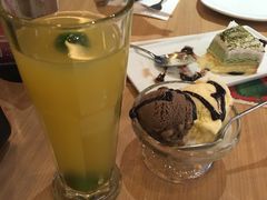-必胜客(百联又一城店)