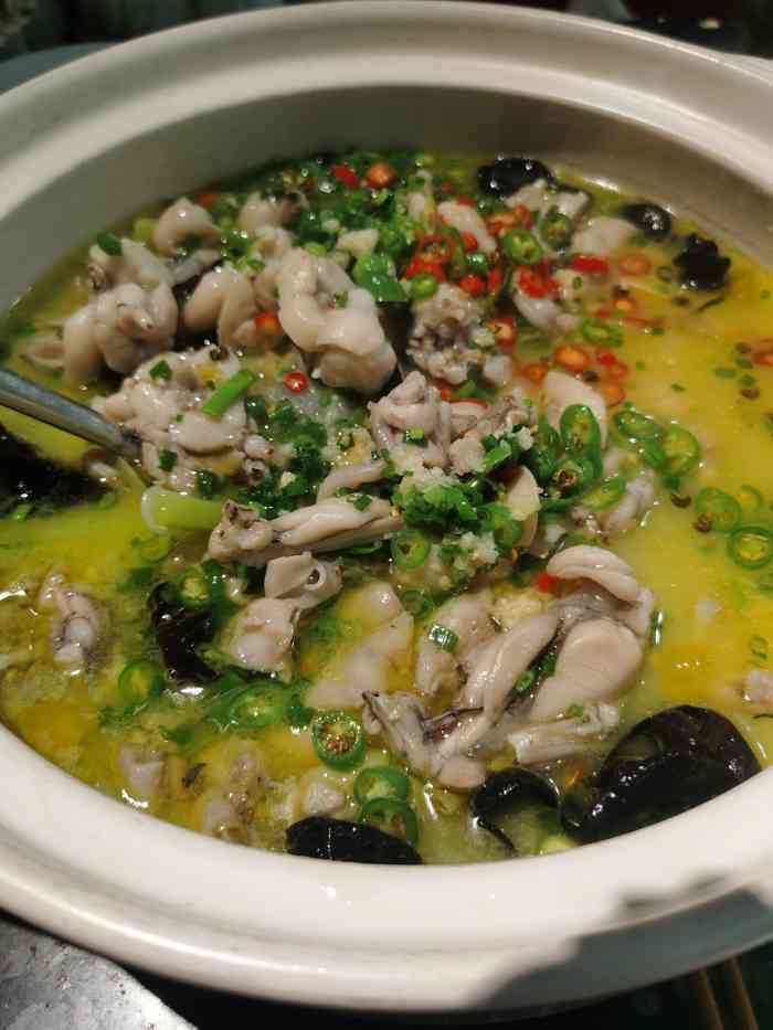 咏蛙·王子牛哇(sm城市广场店)-"干锅牛蛙很香炸得酥酥的,很好吃,里面