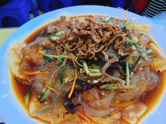肉冒拉皮-天添纸包鸡家常菜