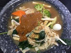 -小蛮椒麻辣烫·麻辣拌(青浦宝龙店)