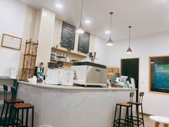 -白鹅咖啡(金城花园店)
