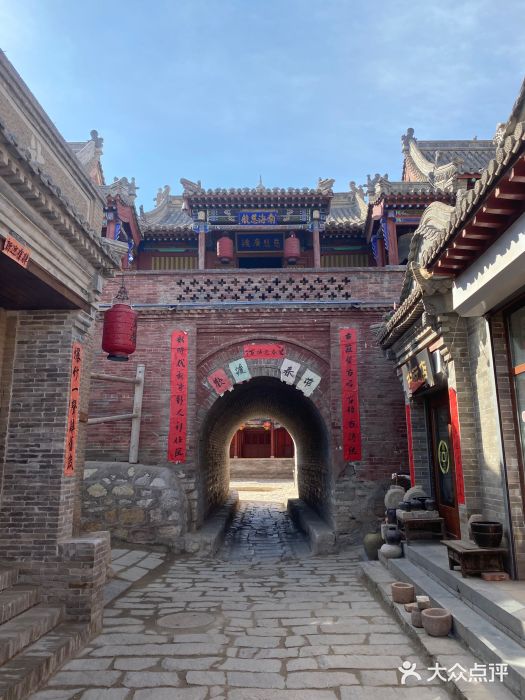 暖泉古镇图片