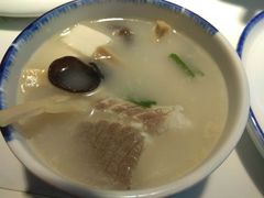 -姜君·千岛湖鱼头馆(浦东大道店)
