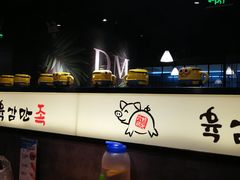 -肥肥虾庄·金牌油焖大虾(杨园滨江时代walk店)