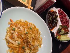 -川流不息·地道川菜·小龙虾(新松江路店)