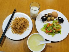 -全季酒店(上海金桥路地铁站店)