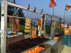-亚龙湾希尔顿自助餐厅·海鲜·烧烤·沙滩BBQ·现场乐队