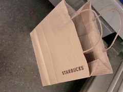 -星巴克(重庆火车北站北广场II店)