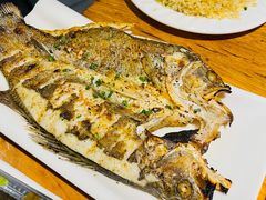 烤鲈鱼-悦屋老板娘的烤肉店(紫薇田园店)