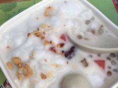 -海口骑楼小吃街