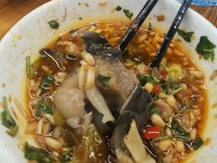 -重庆鱼美佳火锅(四川师大店)