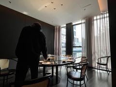 -铜锣湾·有麝自然香(渝北财富中心店)