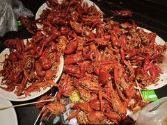 -涨巢·潮玩水疗局