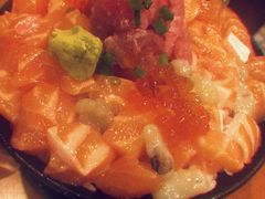 三文鱼火山丼-魔丼屋(日月光店)