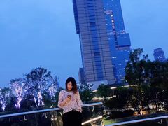 -UNI UNI(环亚凯瑟琳店)