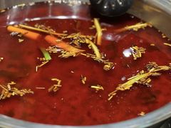 -肖肖酸萝卜鱼火锅(总店)