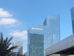 -大中华希尔顿酒店-念自助餐·嗨啤·小龙虾