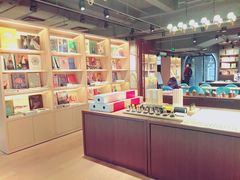 -光海书局(南京东路第一百货店)
