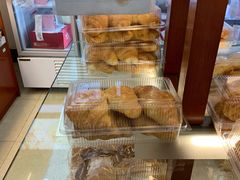 -红宝石·鲜奶小方·海派西点房(莘庄龙之梦店)