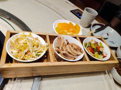 -船梆煮•蒸汽海鲜·炉火烤肉(五四广场店)