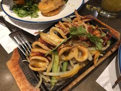 香烤整条鱿鱼-美奈小馆·越南料理(中航城君尚购物中心店)