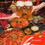 成都人私藏30年的烧烤顶流！小龙虾比手掌大，一口沦陷🤯 