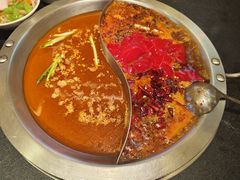 -沸炉重庆老火锅(军事博物馆店)