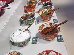 -老牌坊云南鱼豆花火锅(哈西万达店)