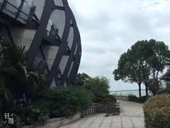 -上海滴水湖皇冠假日酒店