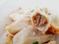 牛肉鍋貼-小姜锅贴(凤凰街店)